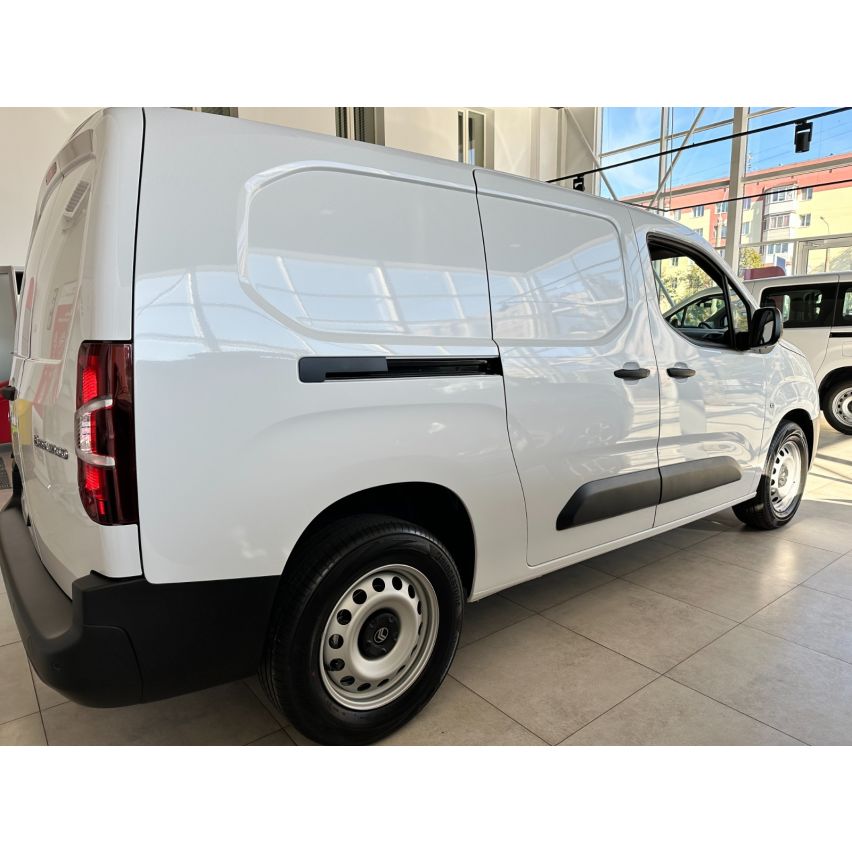 Berlingo Вантажний Фургон  L2
