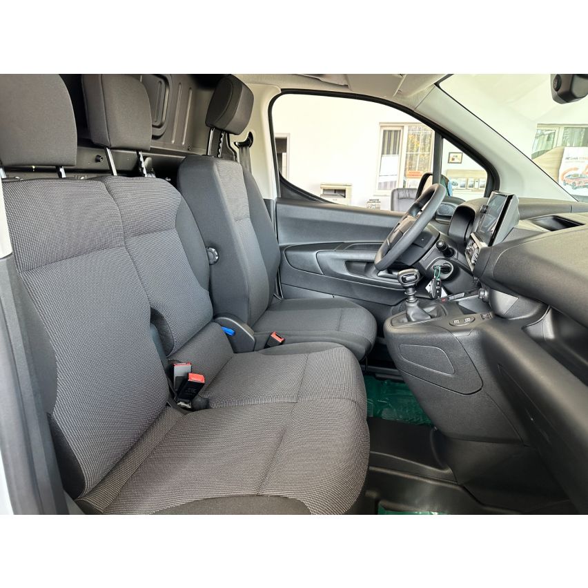 Berlingo Вантажний Фургон  L2