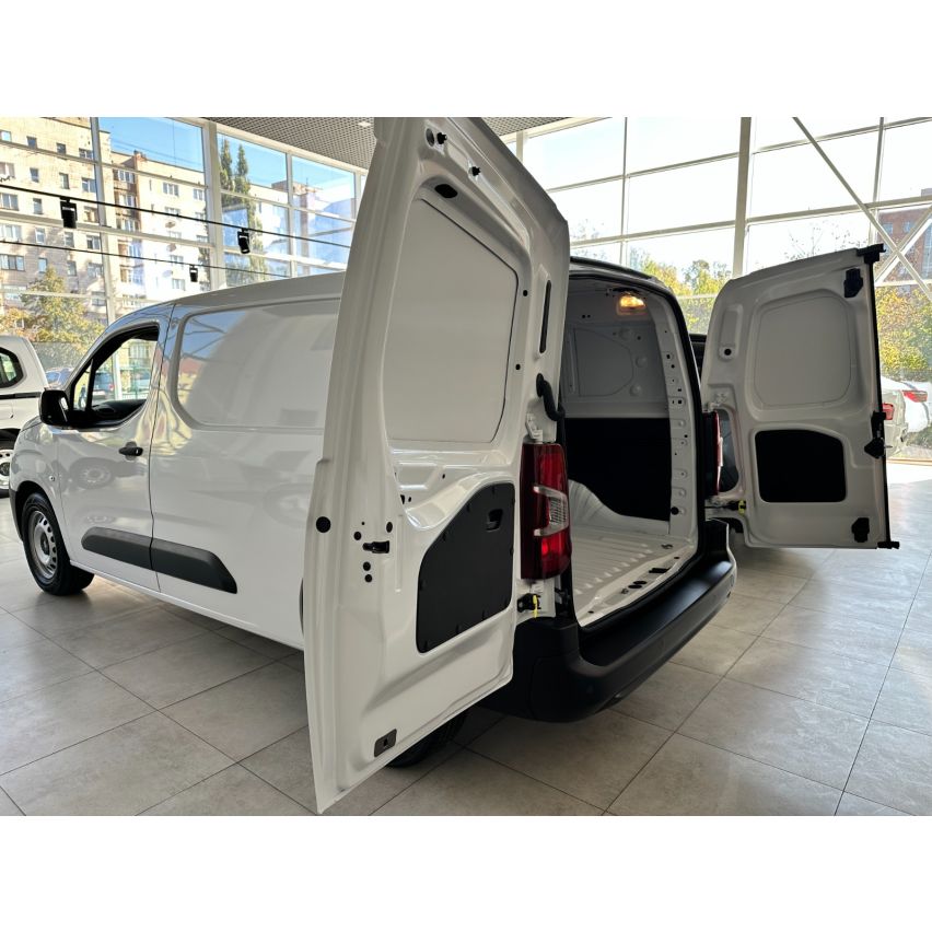 Berlingo Вантажний Фургон  L2