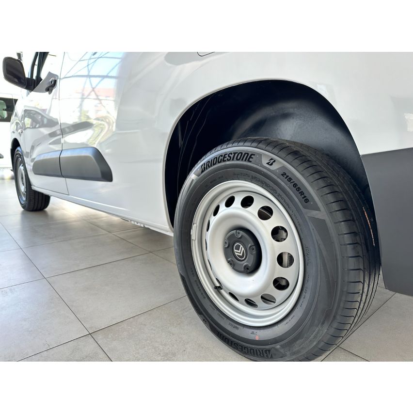 Berlingo Вантажний Фургон  L2