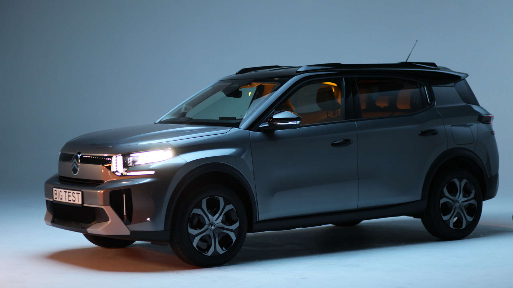 Новий CITROЁN C3 Aircross вже в Україні та запрошує на особисту зустріч до офіційних дилерів Бренду!